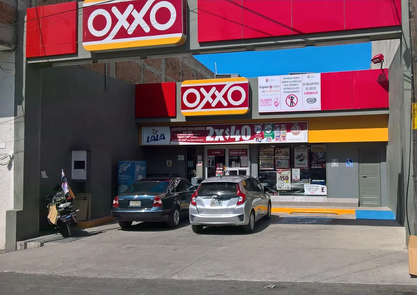 Tienda OXXO en Tuxtla Gutierrez, donde se paga un deposito en efectivo